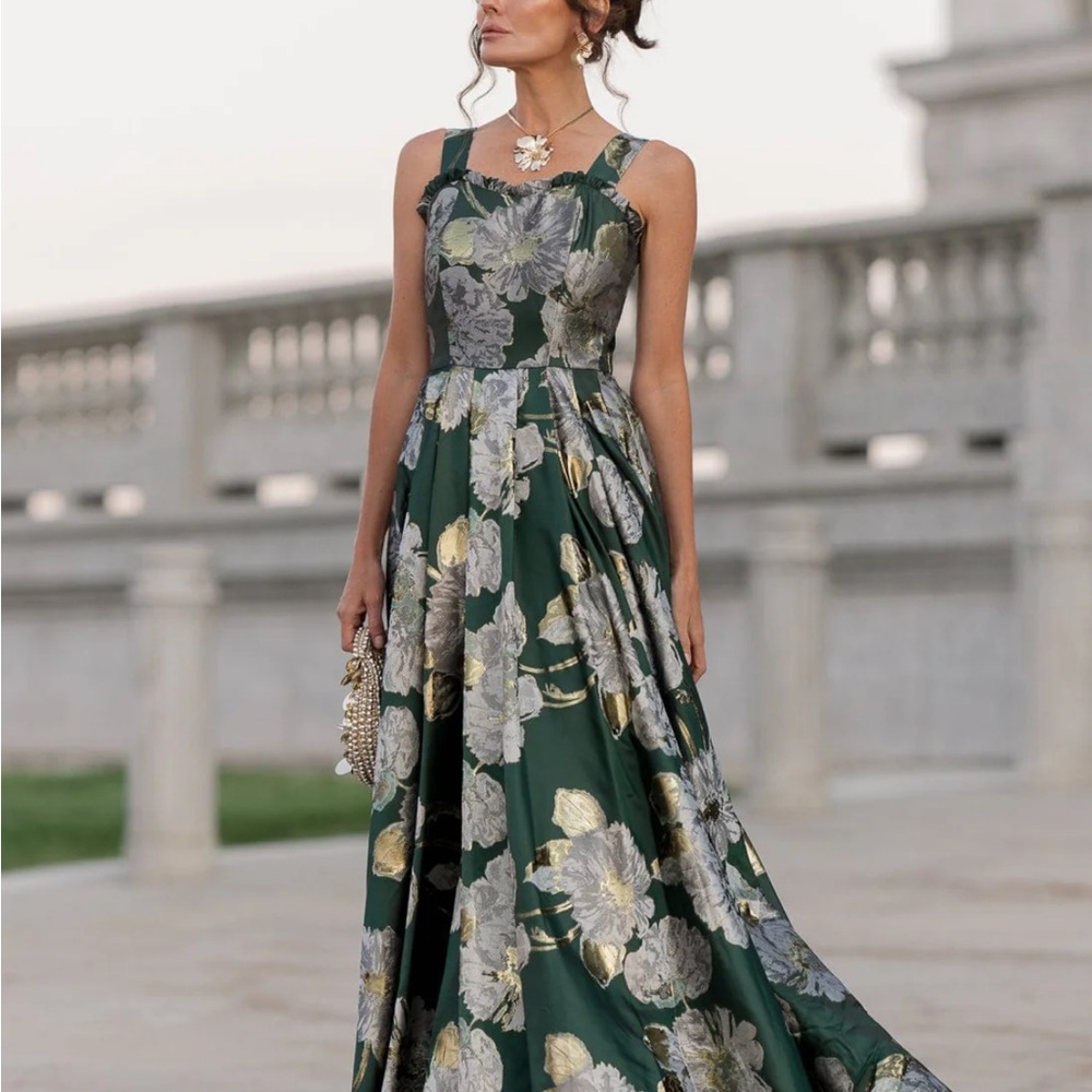 JessaKae Selene Gown Oz Collection NWT